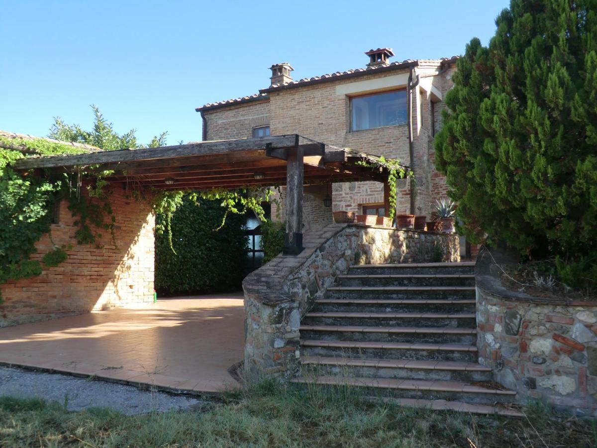 Il Casale Di Sandra Chiusi Bagian luar foto