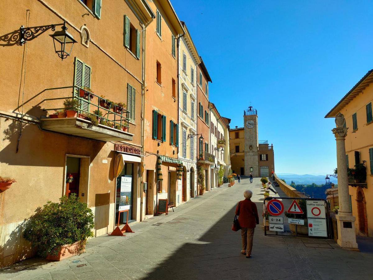 Il Casale Di Sandra Chiusi Bagian luar foto