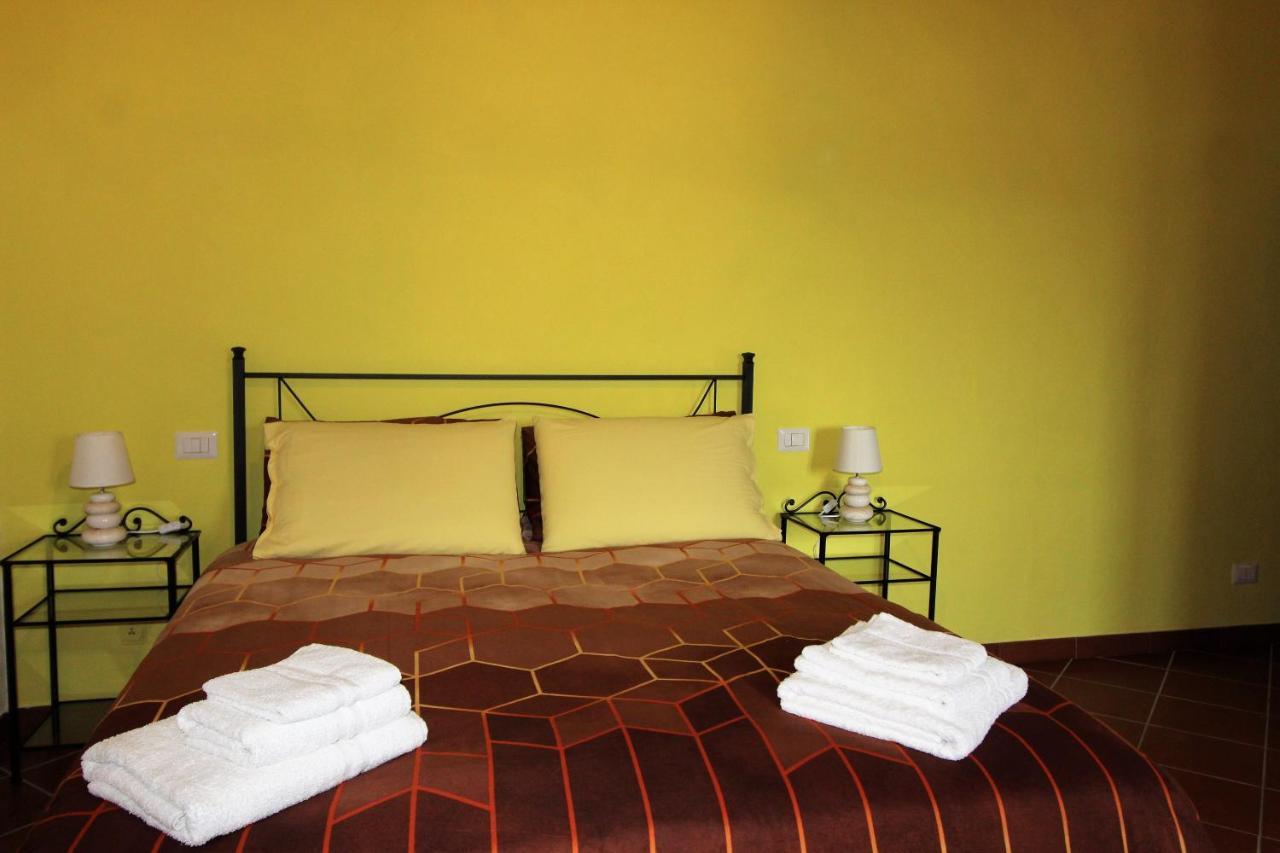 Il Casale Di Sandra Chiusi Bagian luar foto